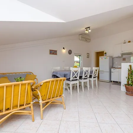 Marisa Appartement Hvar Town