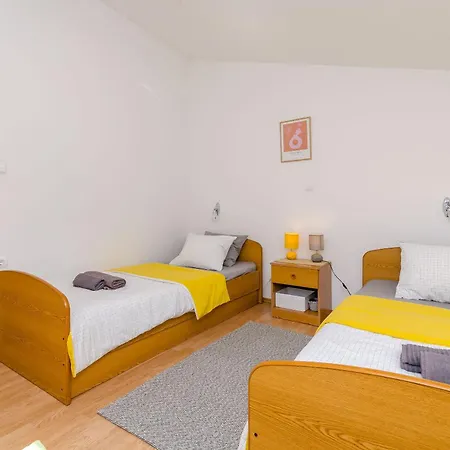 Marisa Appartement *